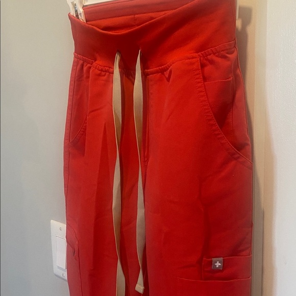 FIGS pants - Picture 2 of 9